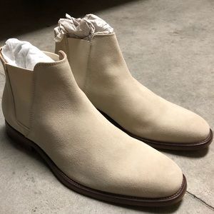 Chelsea boots